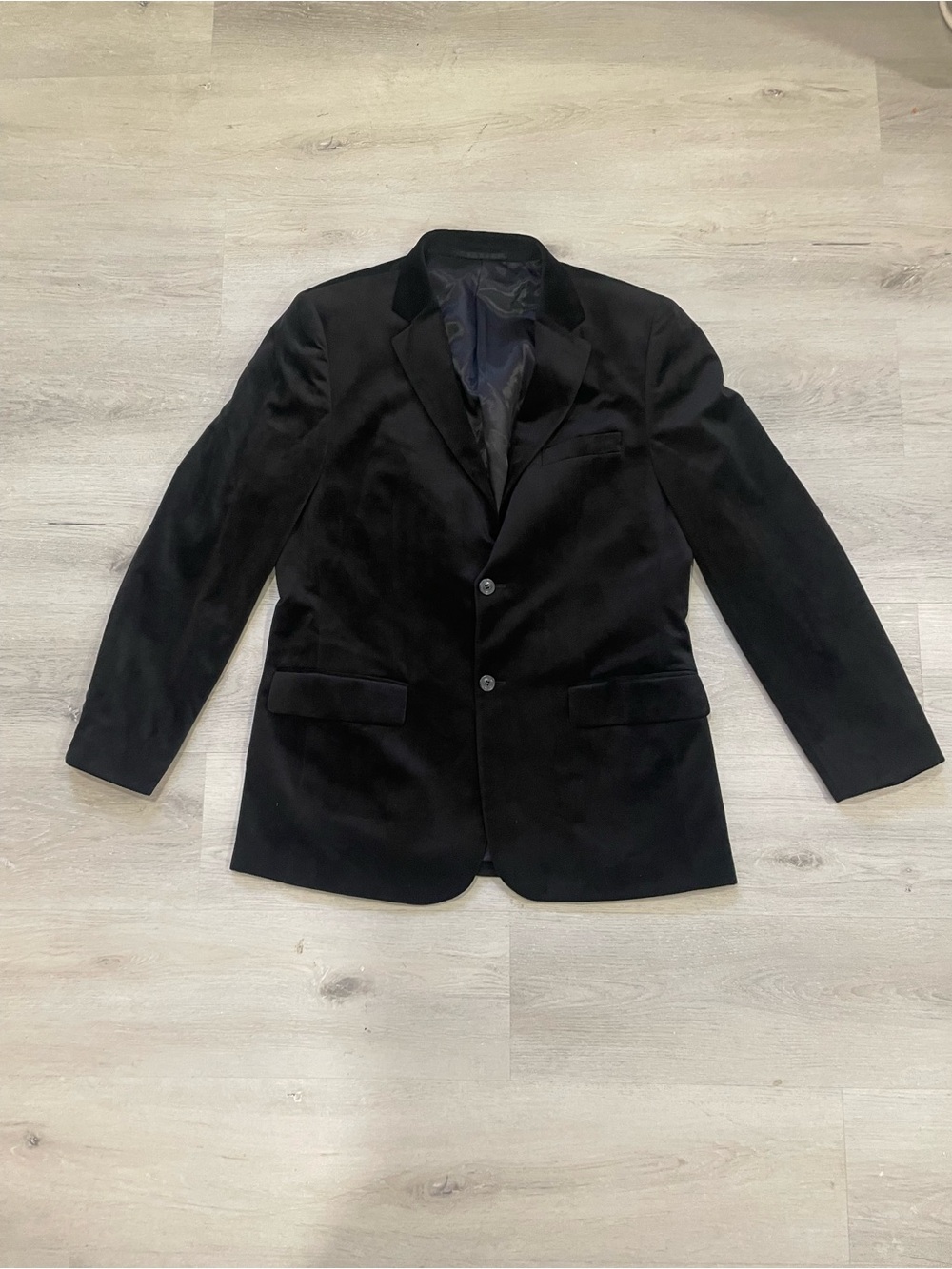 Ryan Seacrest Distinction Black Velvet Two-Button Blazer